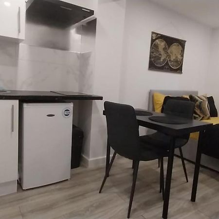 Stylish Home From Home Orpington Eksteriør bilde
